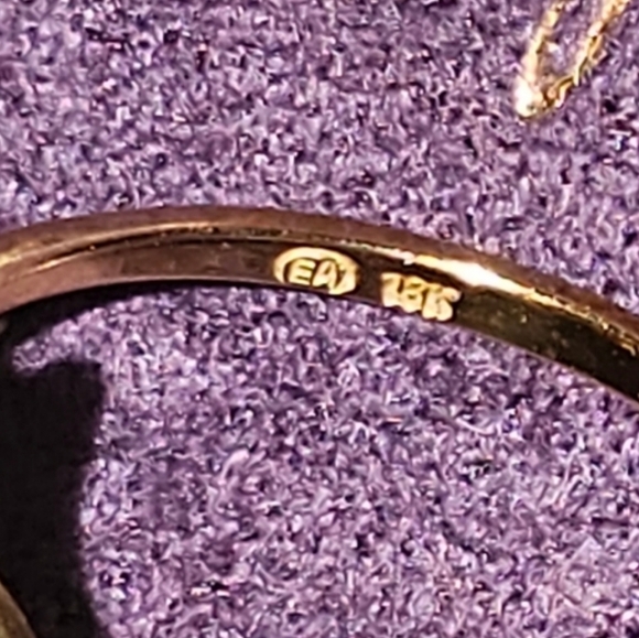 Sale⏰️18k Solid Gold-Italian Vintage flower Design w/centerDiamonds 6/6.5 - Picture 11 of 13